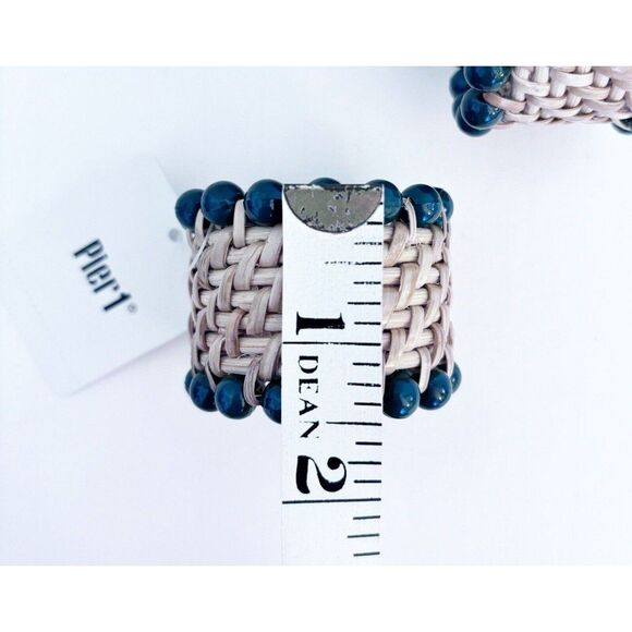 Pier 1 Woven Straw Napkin Rings With Green Beads Set Of 4 - Picture 5 of 5